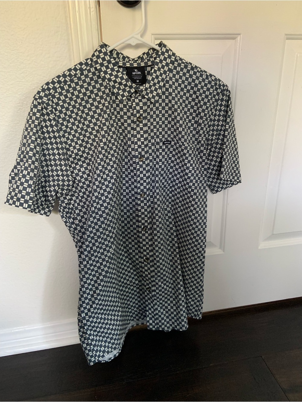 Rip Curl Navy and White Short-Sleeve Geometric Button-Down Shirt